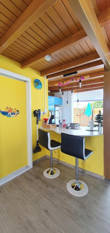 "Chez Claudia "Charmant Logement Avec Jacuzzi Privatif En Toute Intimite Sur Belle Terrasse Exterieure En Bois Et Piscine Courcelles Exterior foto